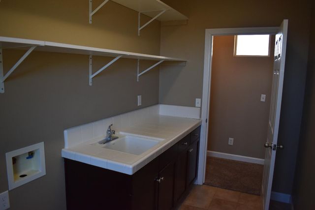 3154 Mitchell Avenue, Clovis, CA 93619