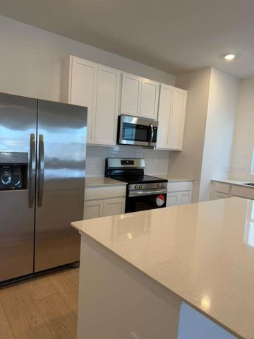 5195 LOYALTY DRIVE, St Cloud, FL 34772