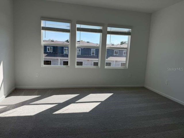 5195 LOYALTY DRIVE, St Cloud, FL 34772