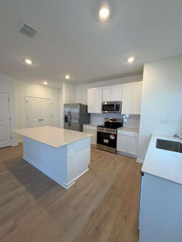 5195 LOYALTY DRIVE, St Cloud, FL 34772