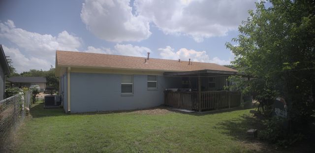 531 Ridgecrest Drive, Lewisville, TX 75067