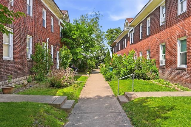 5871 Shady Forbes Terrace, Squirrel Hill, PA 15217