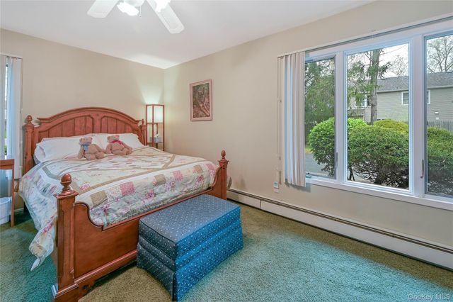 54 Marwood Place, Stony Brook, NY 11790