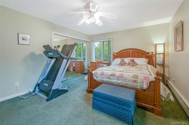 54 Marwood Place, Stony Brook, NY 11790