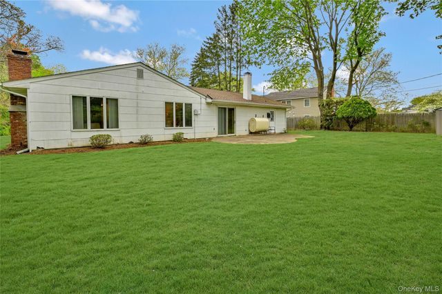 54 Marwood Place, Stony Brook, NY 11790