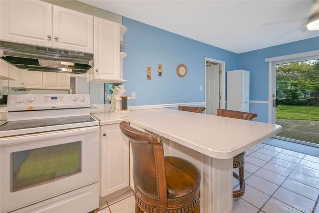 54 Marwood Place, Stony Brook, NY 11790