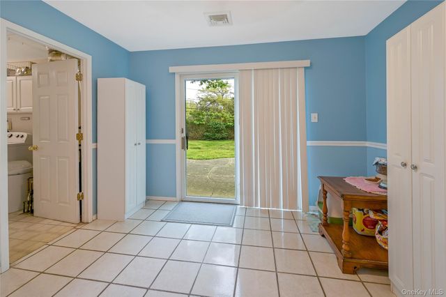 54 Marwood Place, Stony Brook, NY 11790