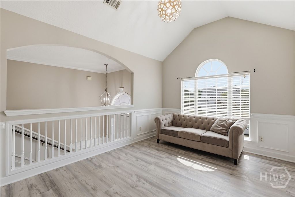 Image 16 of property listing at 48 Bush Court, Richmond Hill, GA 31324