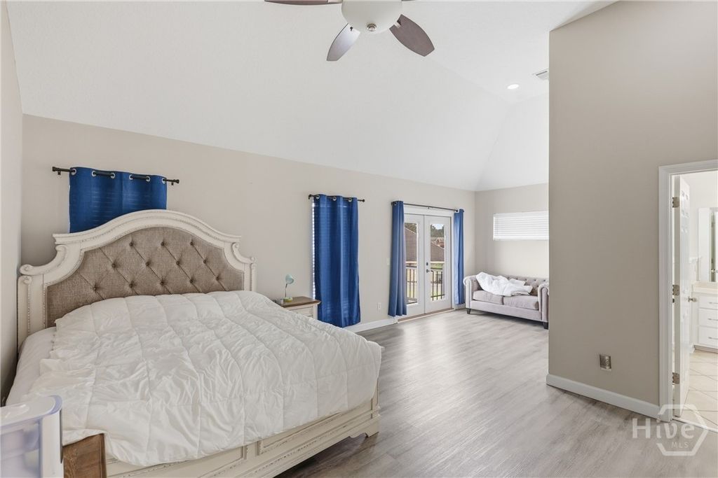 Image 18 of property listing at 48 Bush Court, Richmond Hill, GA 31324