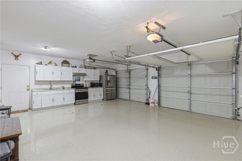 Image 35 of property listing at 48 Bush Court, Richmond Hill, GA 31324