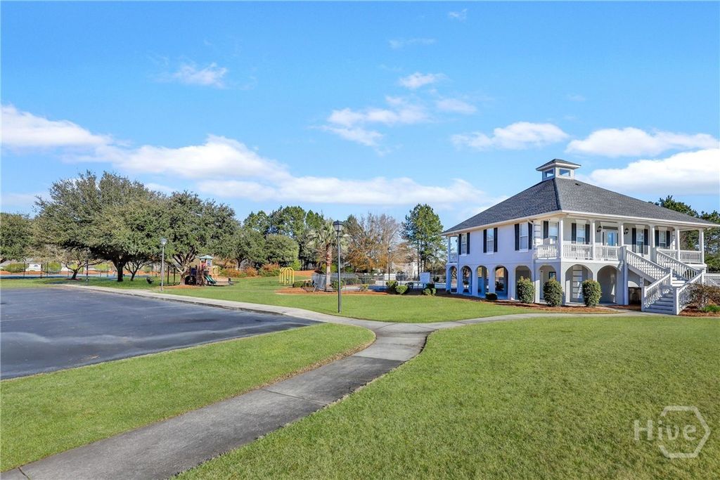 Image 41 of property listing at 48 Bush Court, Richmond Hill, GA 31324