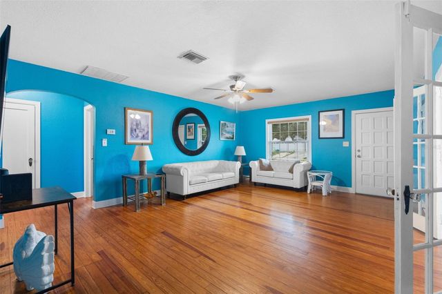 1010 OSAGE STREET, Clearwater, FL 33755