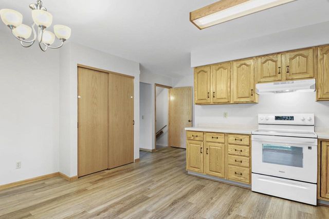 312 Schweitzer Drive, Verona, WI 53593