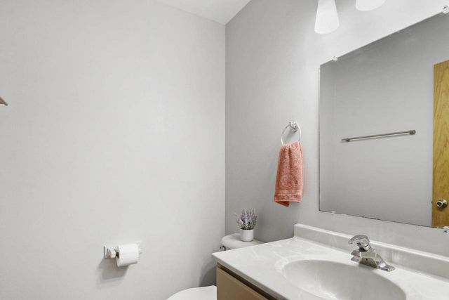 312 Schweitzer Drive, Verona, WI 53593