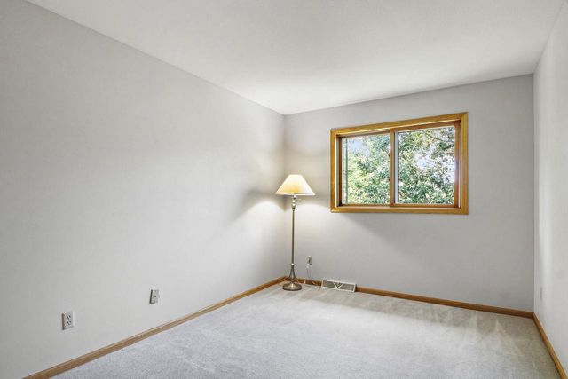 312 Schweitzer Drive, Verona, WI 53593