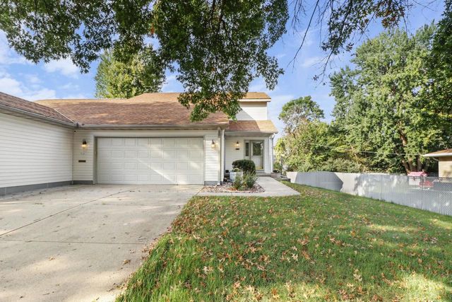 312 Schweitzer Drive, Verona, WI 53593