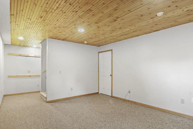 312 Schweitzer Drive, Verona, WI 53593