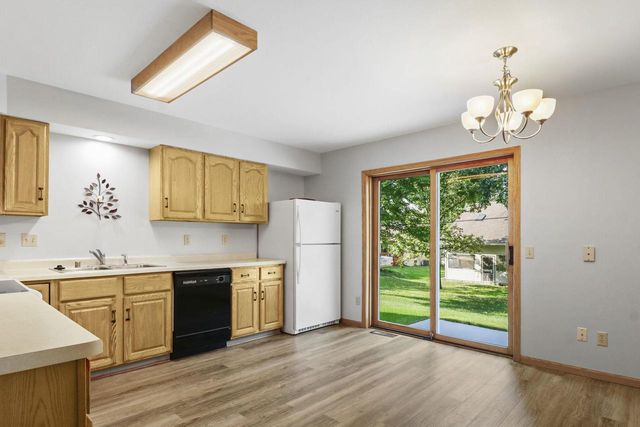 312 Schweitzer Drive, Verona, WI 53593