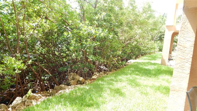 19877 E Country Club Dr 3104, Aventura, FL 33180