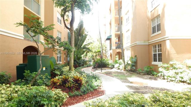 19877 E Country Club Dr 3104, Aventura, FL 33180
