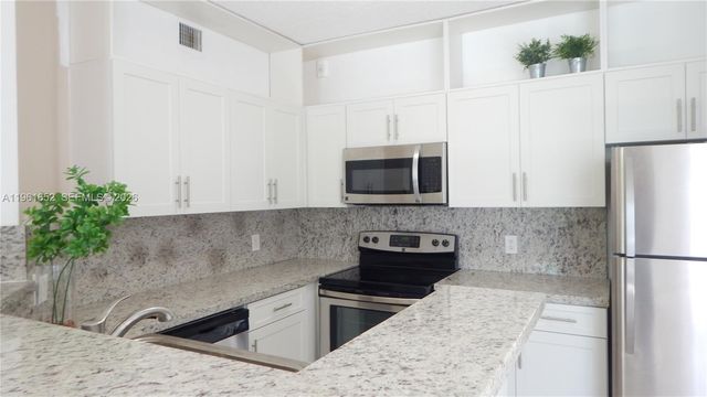 19877 E Country Club Dr 3104, Aventura, FL 33180