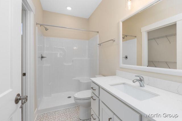 2249 Watertown Way, Grand Rapids, MI 49505