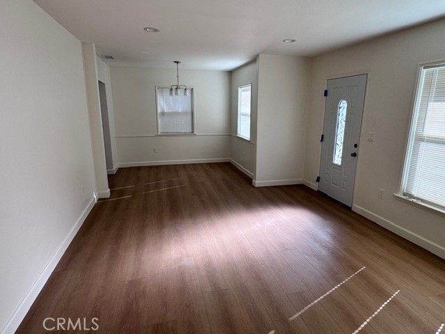 6838 Amestoy, Los Angeles, CA 91406