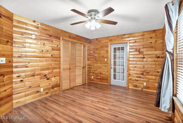 6473 Florence Road, Biloxi, MS 39532