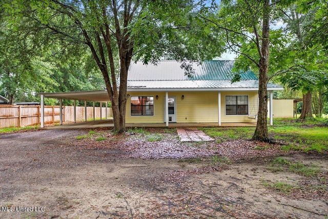 6473 Florence Road, Biloxi, MS 39532