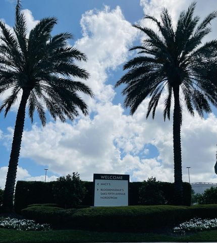 8895 N Bates Road, Palm Beach Gardens, FL 33418