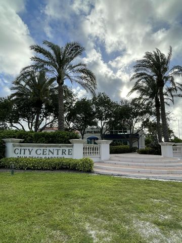 8895 N Bates Road, Palm Beach Gardens, FL 33418