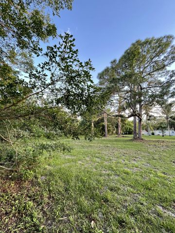 8895 N Bates Road, Palm Beach Gardens, FL 33418