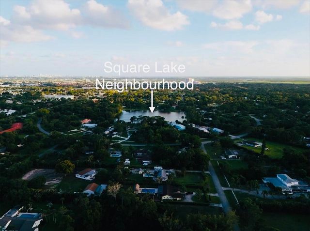 8895 N Bates Road, Palm Beach Gardens, FL 33418