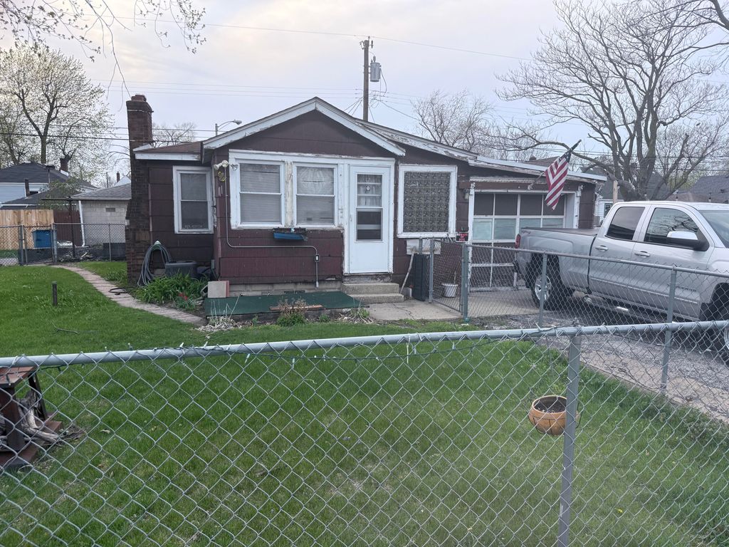 6640 Delaware Avenue, Hammond, IN 46323