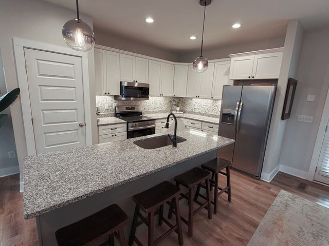 634B Annex Ave, Nashville, TN 37209