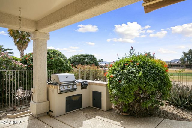 18042 N PETRIFIED FOREST Drive, Surprise, AZ 85374