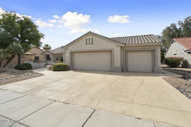 18042 N PETRIFIED FOREST Drive, Surprise, AZ 85374