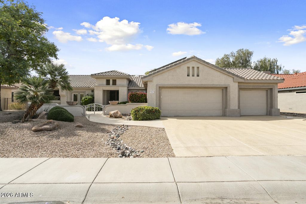 18042 N PETRIFIED FOREST Drive, Surprise, AZ 85374