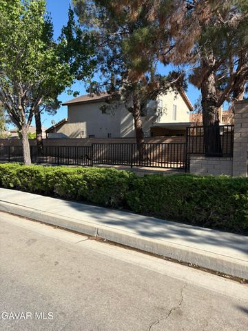 3309 Fairfield Avenue, Palmdale, CA 93550