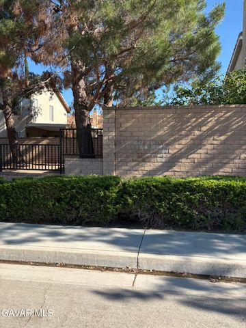 3309 Fairfield Avenue, Palmdale, CA 93550