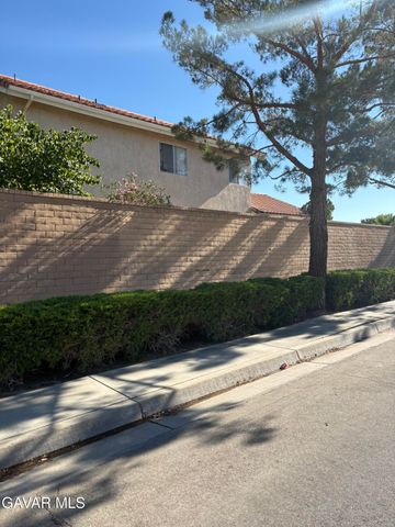 3309 Fairfield Avenue, Palmdale, CA 93550