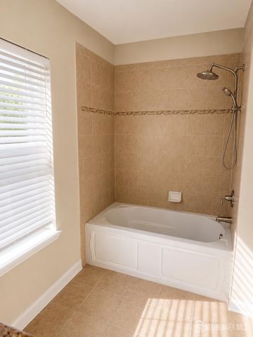 368 Rector Street 309, Perth Amboy, NJ 08861