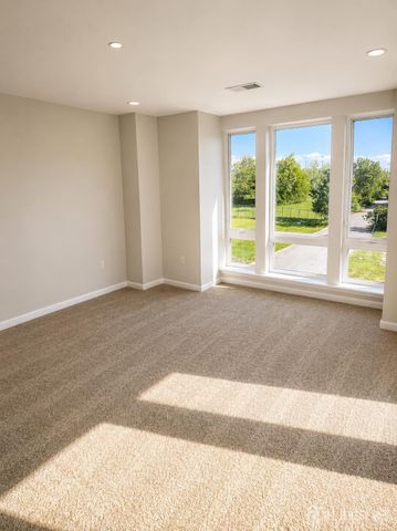 368 Rector Street 309, Perth Amboy, NJ 08861