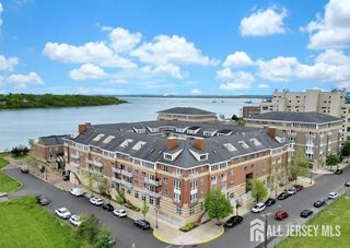 368 Rector Street 309, Perth Amboy, NJ 08861