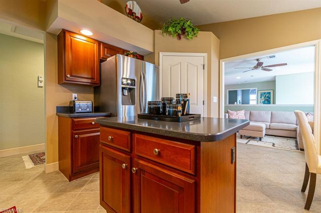 5725 Grande Reserve WAY 3-303, Naples, FL 34110