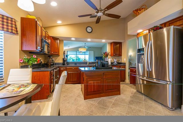 5725 Grande Reserve WAY 3-303, Naples, FL 34110