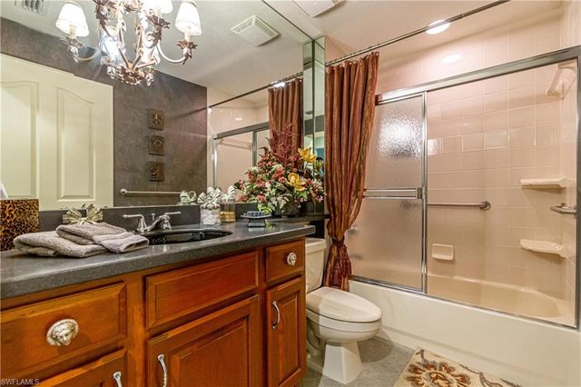 5725 Grande Reserve WAY 3-303, Naples, FL 34110