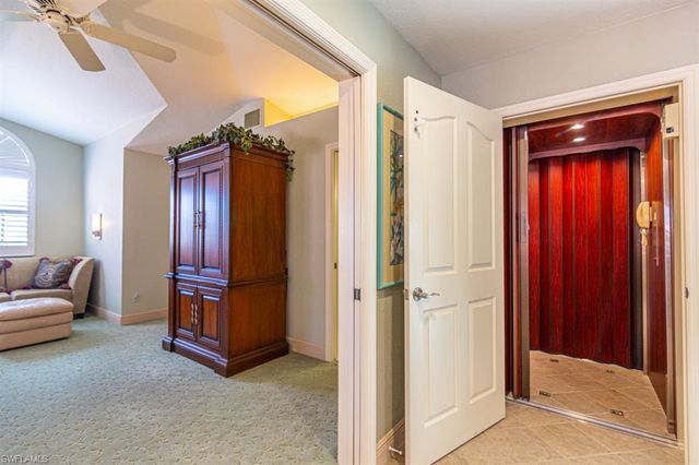 5725 Grande Reserve WAY 3-303, Naples, FL 34110