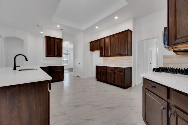 6980 Catamaran Drive, Grand Prairie, TX 75054