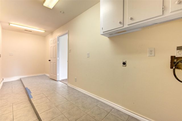 25027 Barmby Drive, Spring, TX 77389